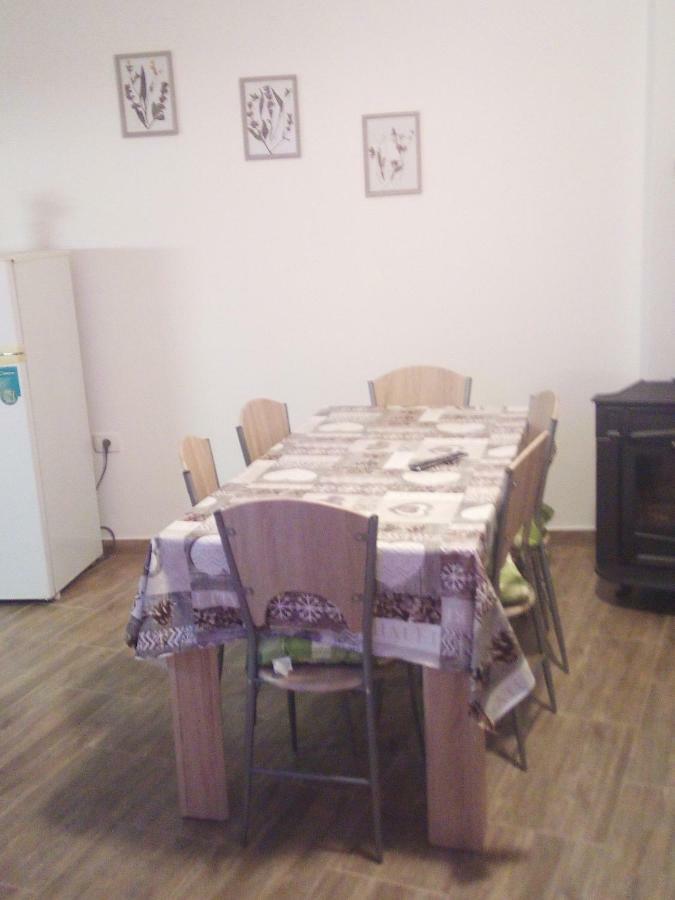 Apartmaji Matazin Črni Kal المظهر الخارجي الصورة